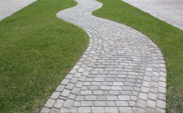 Cost of Paver Walkway Service in Oconomowoc